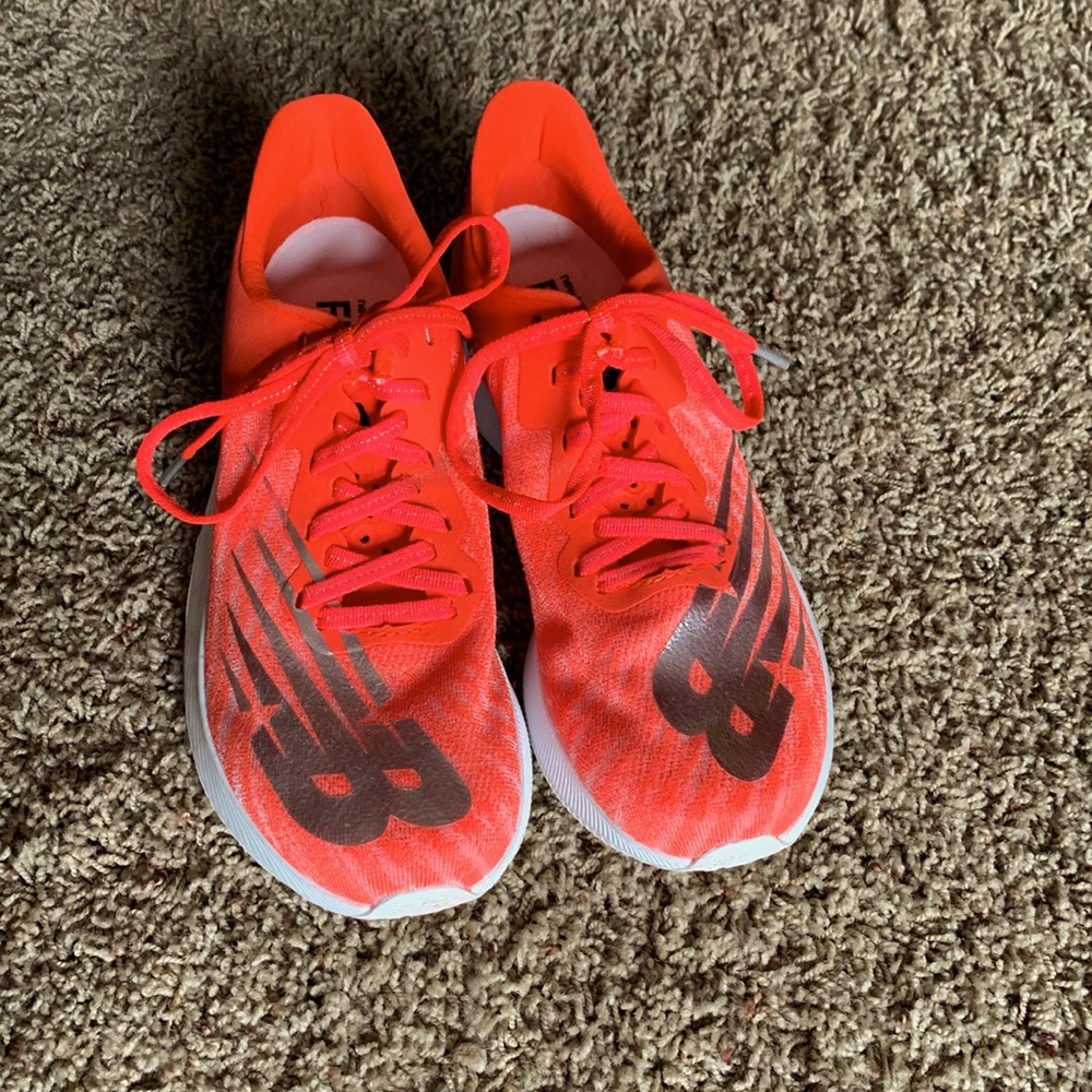 Women’s New Balance Fuel Cell running shoes, size 7